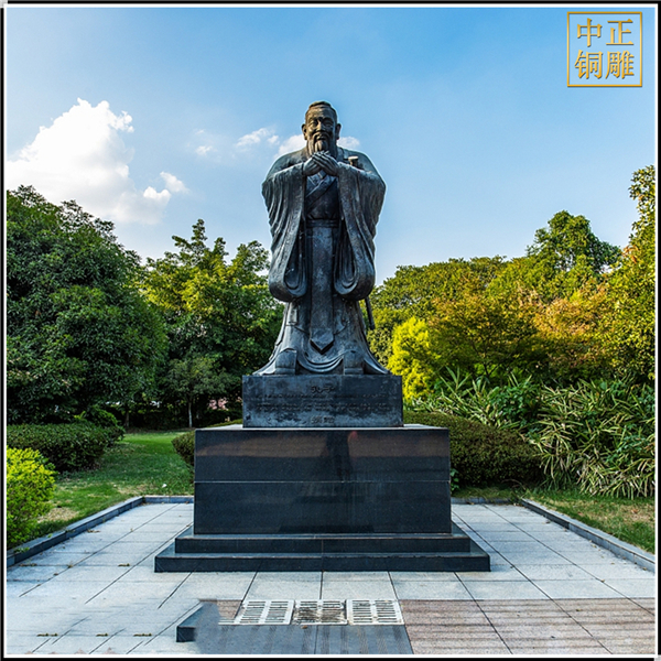 室外大型孔子雕像.jpg 室外大型孔子雕像.jpg
